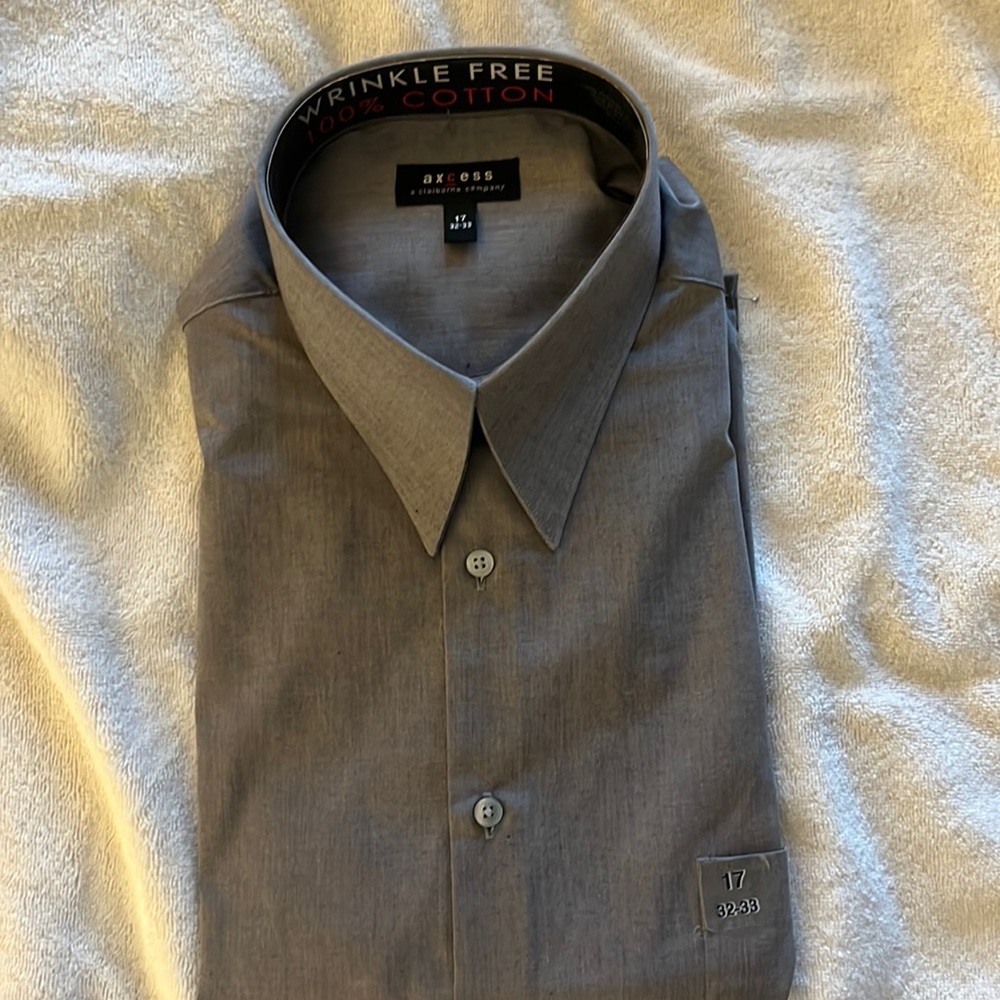 New With Tags Men’s Dress Shirt by Axcess, a Liz Claiborne Co.